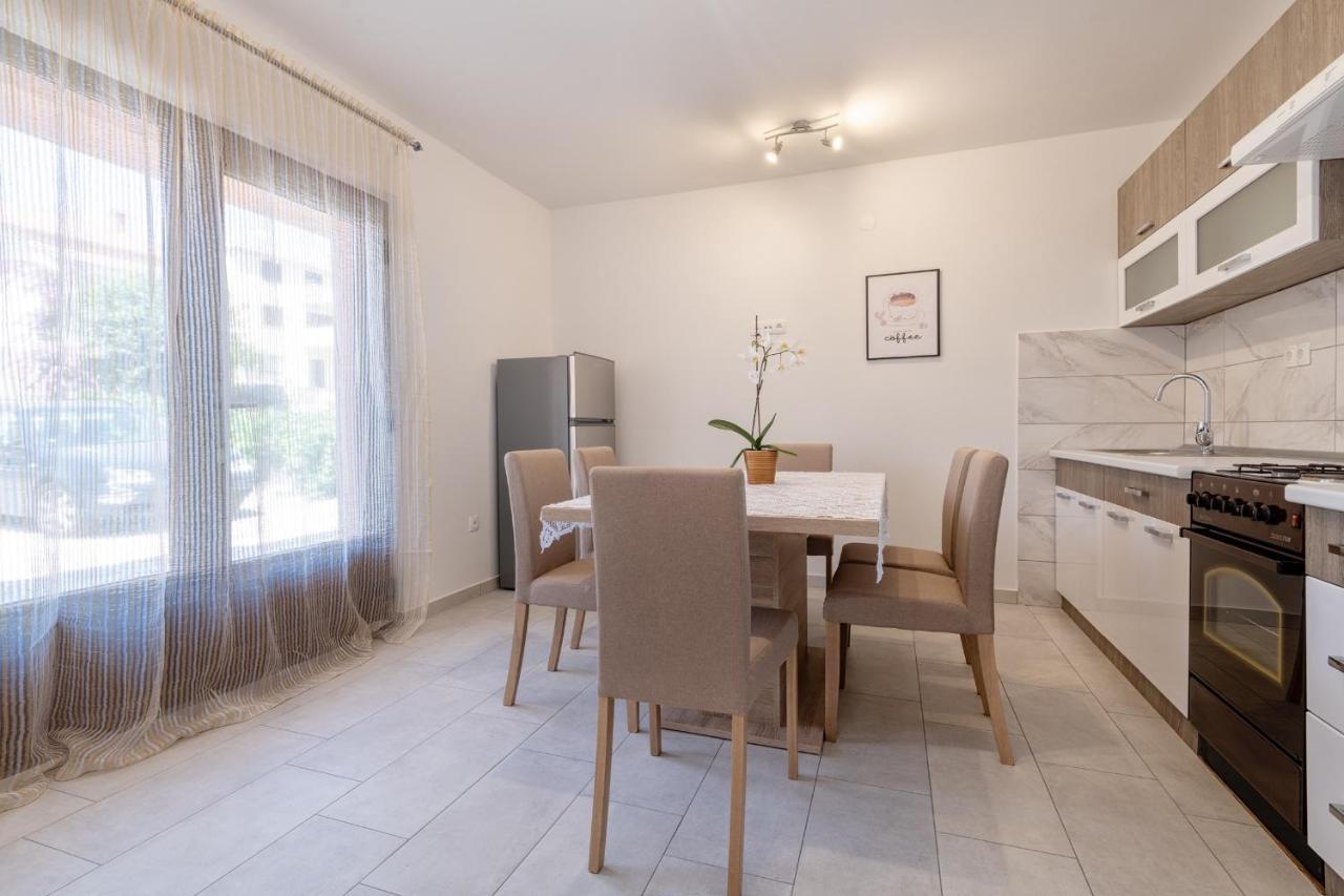 Apartments Mira Neum Eksteriør bilde